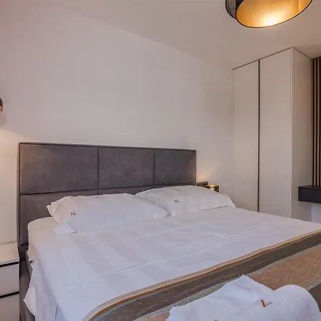 Apartment Bp Lux With Private Pool Njivice