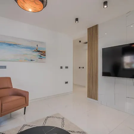 Bp Lux With Private Pool *