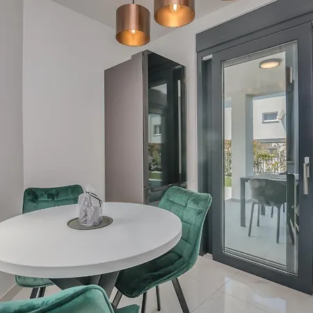 Bp Lux With Private Pool