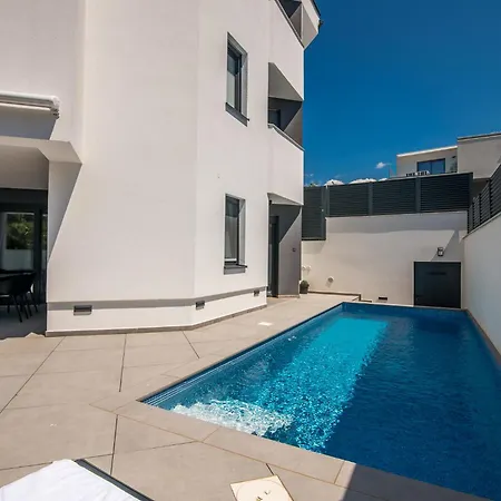 公寓 Bp Lux With Private Pool