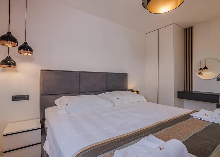Apartman Bp Lux With Private Pool Njivice