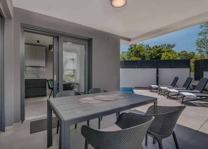 Bp Lux With Private Pool