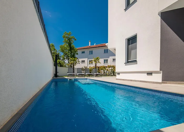 Apartman Bp Lux With Private Pool